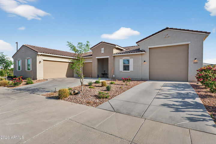 Property Photo:  18209 W Colter Street  AZ 85340 
