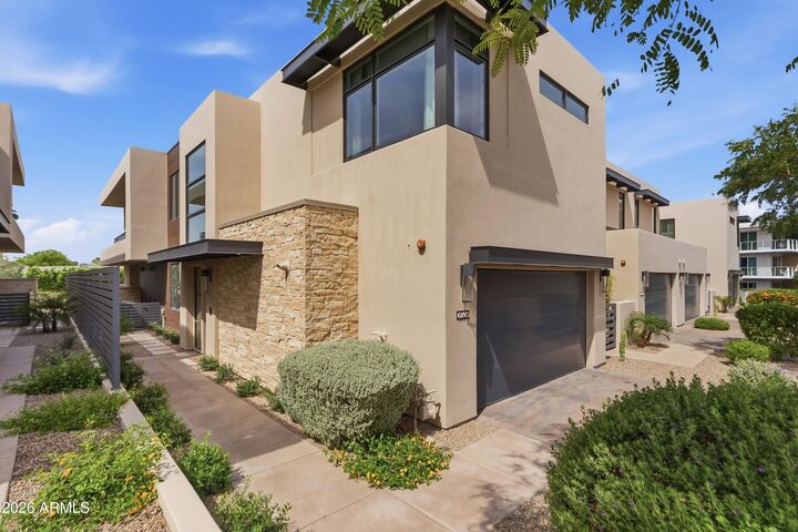 Property Photo:  6180 N Las Brisas Drive  AZ 85253 