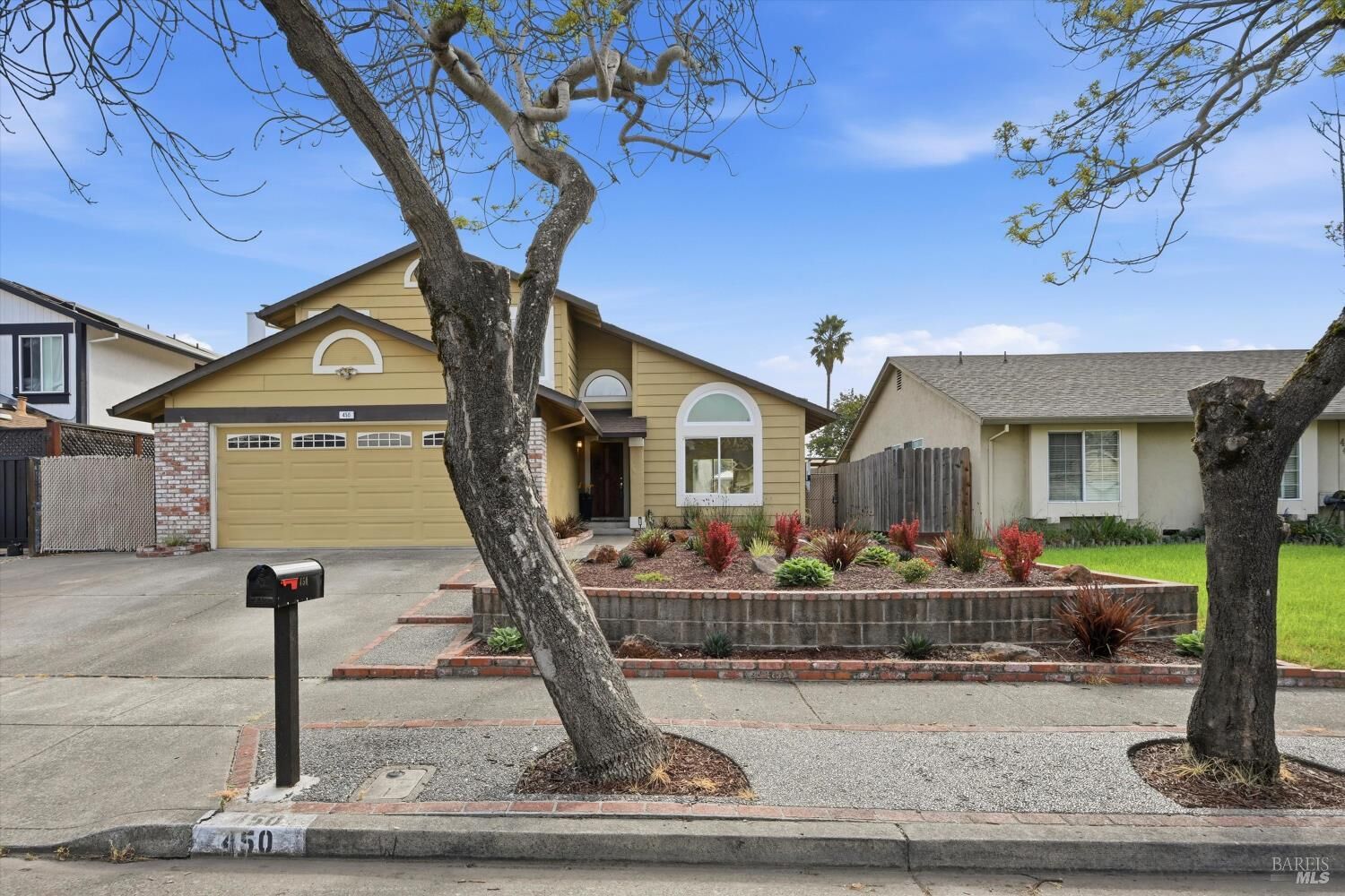 Property Photo:  450 Nikki Drive  CA 95401 