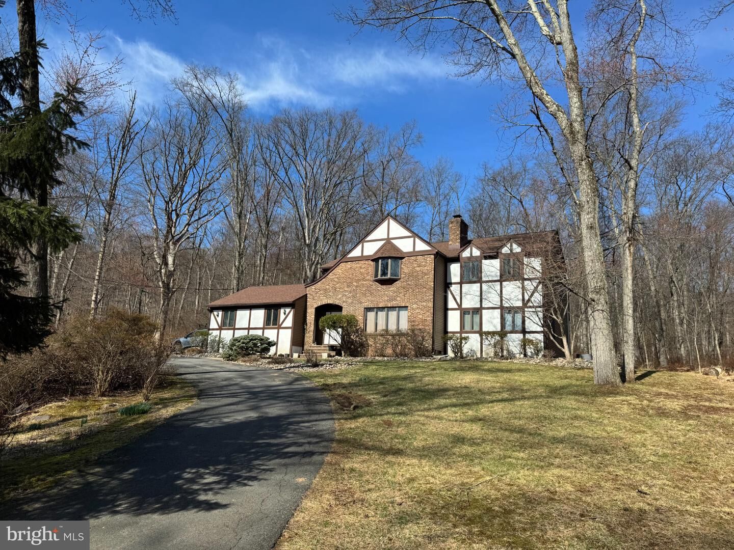 Property Photo:  169 E Mountain Road  NJ 08844 