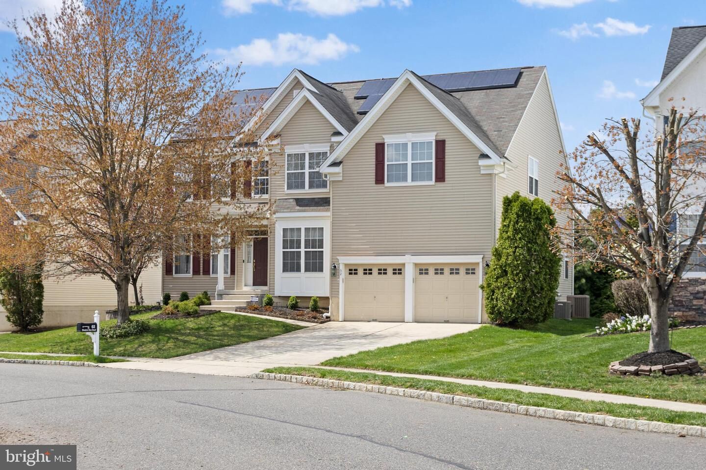 Property Photo:  62 Meadow Run Road  NJ 08505 