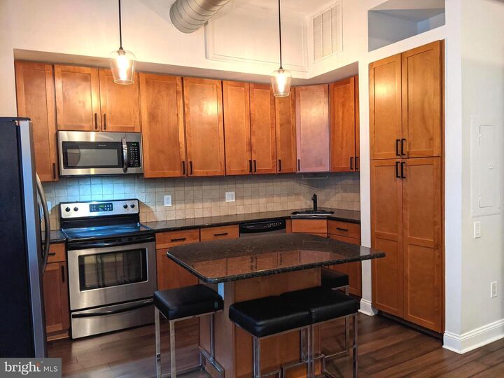 Property Photo:  1100 S Broad Street 309B  PA 19146 