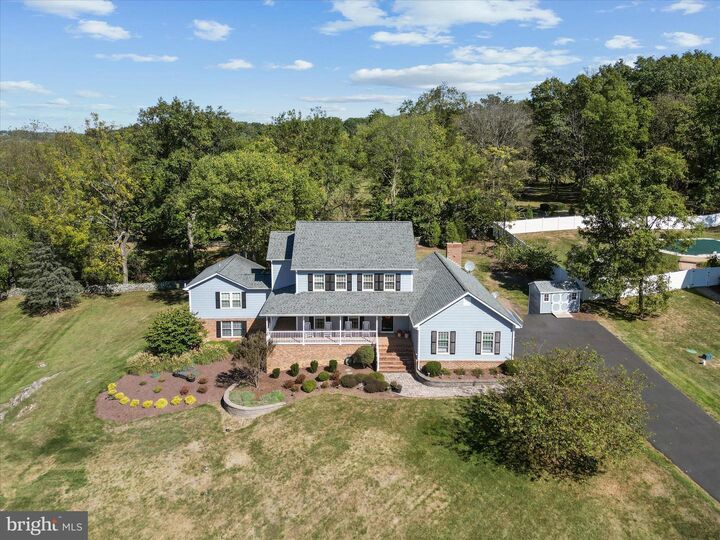 Property Photo:  107 Launchris Drive  VA 22602 