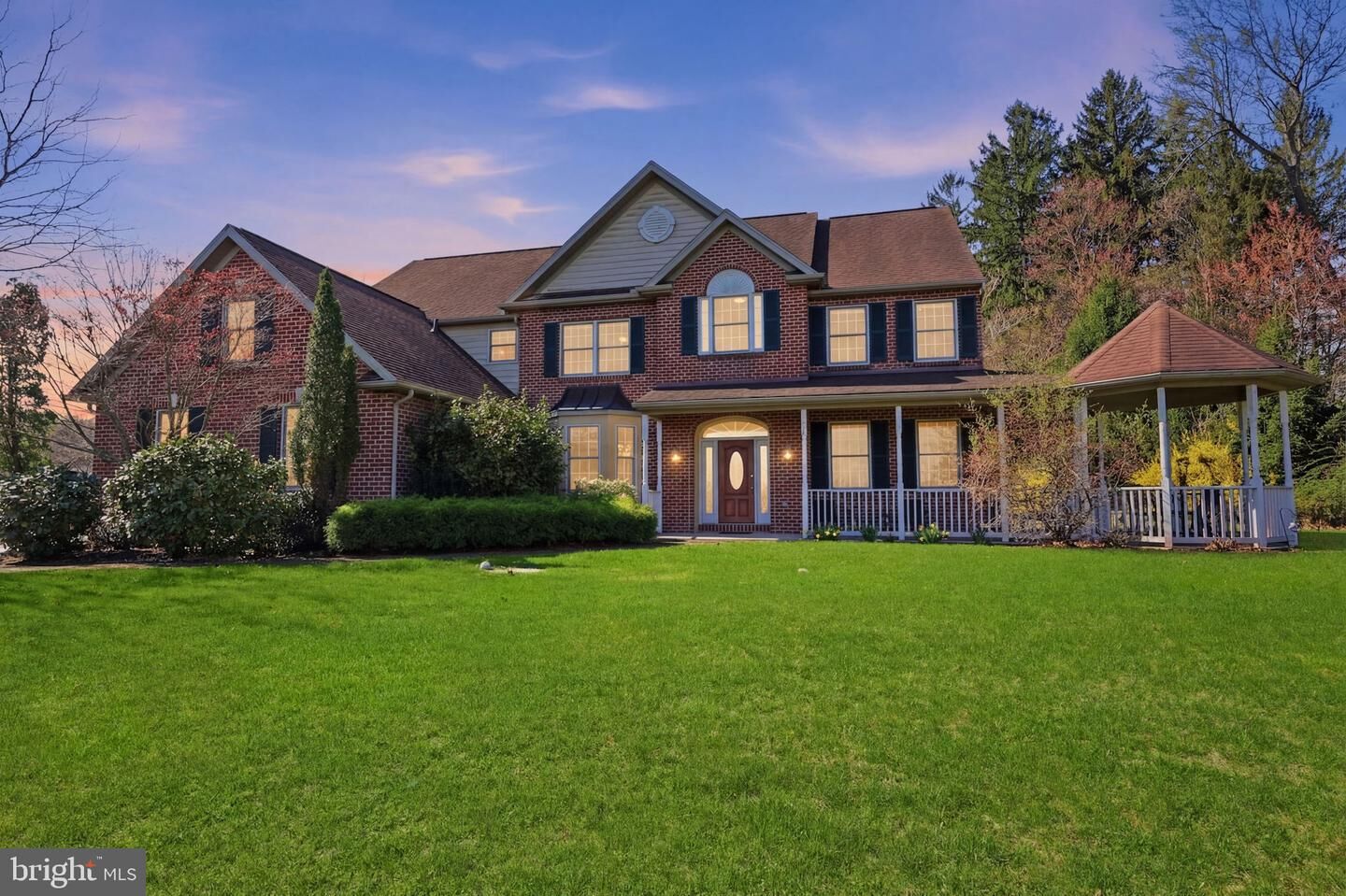 Property Photo:  5 Glen Hollow Court  PA 19607 