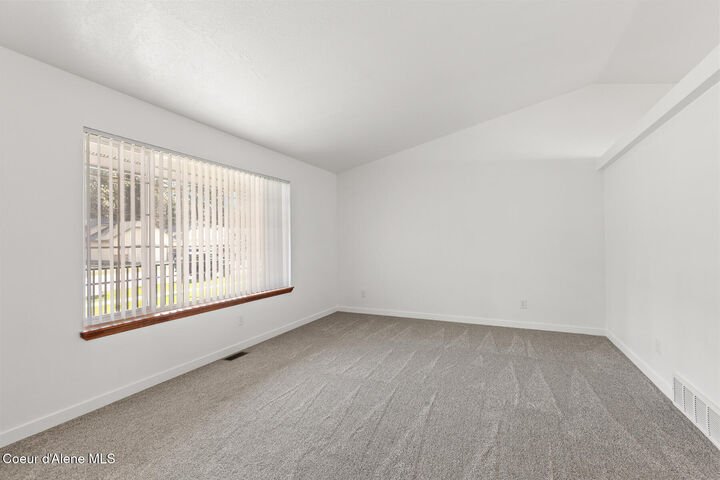 Property Photo:  370 S Glenwood Dr  ID 83854 