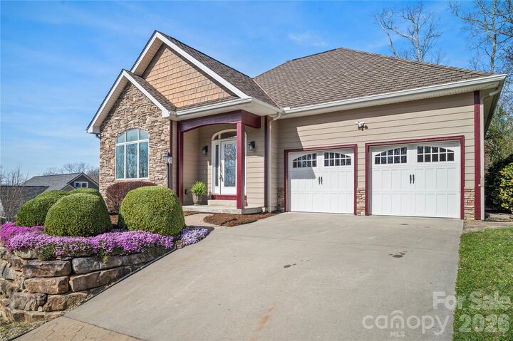 Property Photo:  84 Deep Valley Lane  NC 28791 