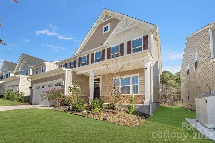Property Photo: 202 Tetcott Street NC 28115