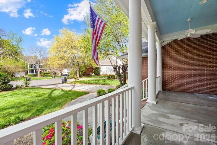 Property Photo:  15815 Kincardin Drive  NC 28078 