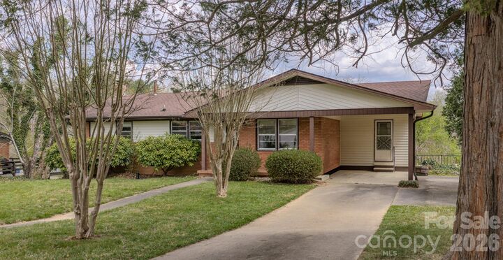 Property Photo:  8 Summit Drive  NC 28704 