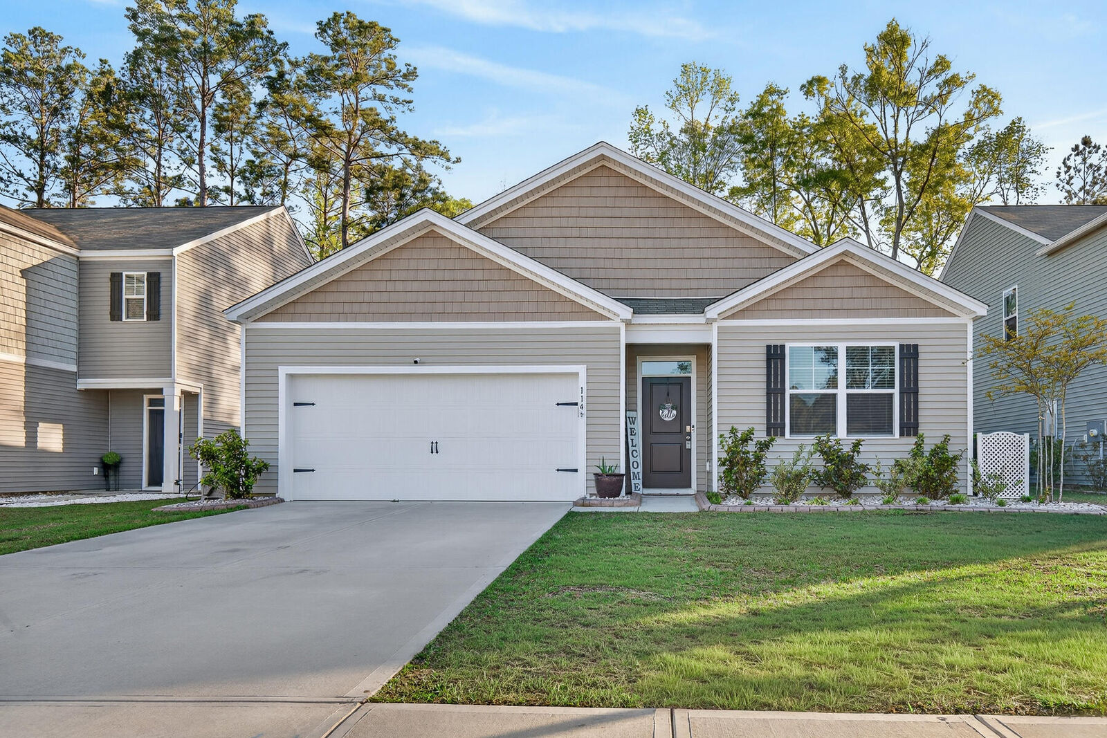 Property Photo:  114 Valley Row  SC 29483 