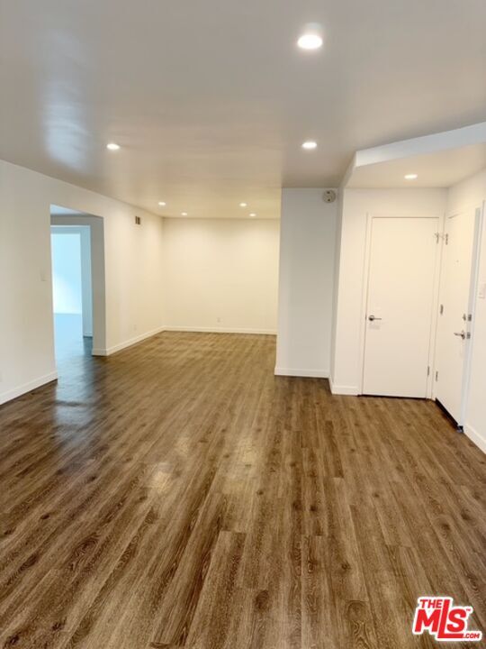 Property Photo: 9152 Alden Dr CA 90210