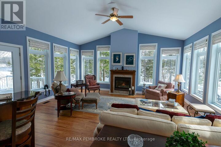 Property Photo: 115 Island View Drive ON K0J 1X0