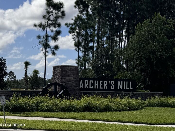 Property Photo:  341 Merimont Lane  FL 32174 