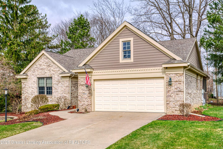 Property Photo: 3554 Oakmont Drive MI 48911