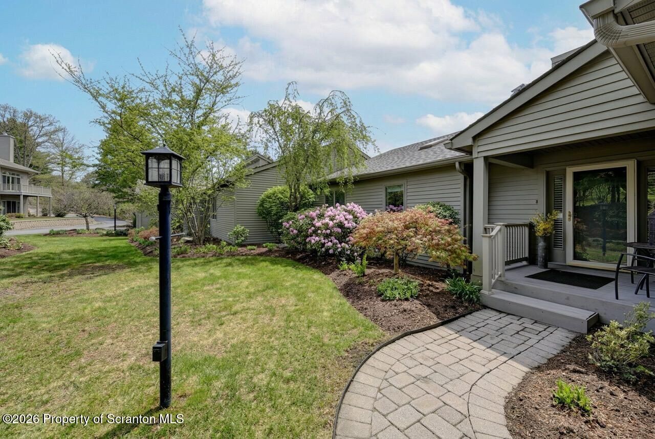 Property Photo:  747 Greens  PA 18612 