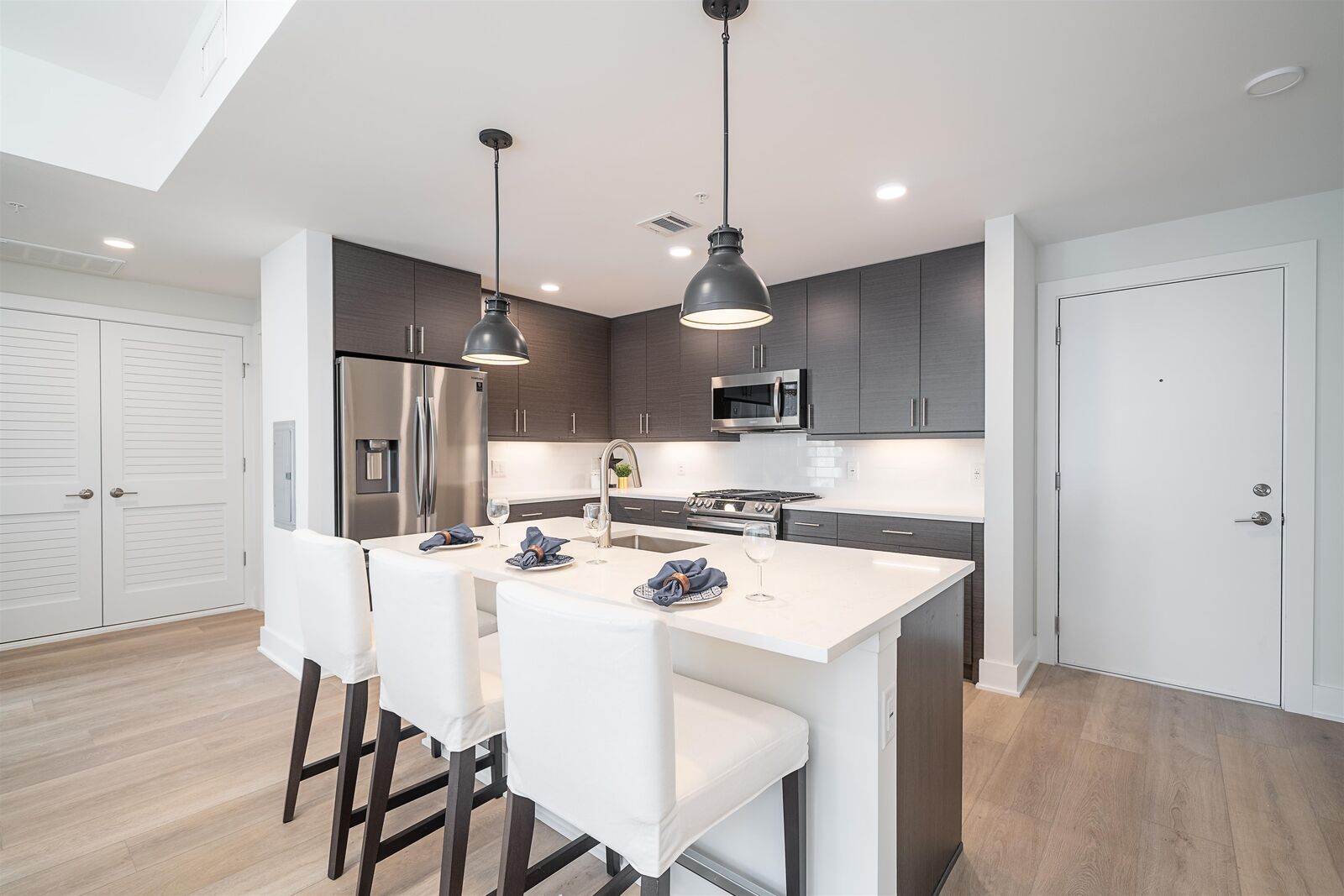 Property Photo:  418 Palisade Ave 411  NJ 07307 