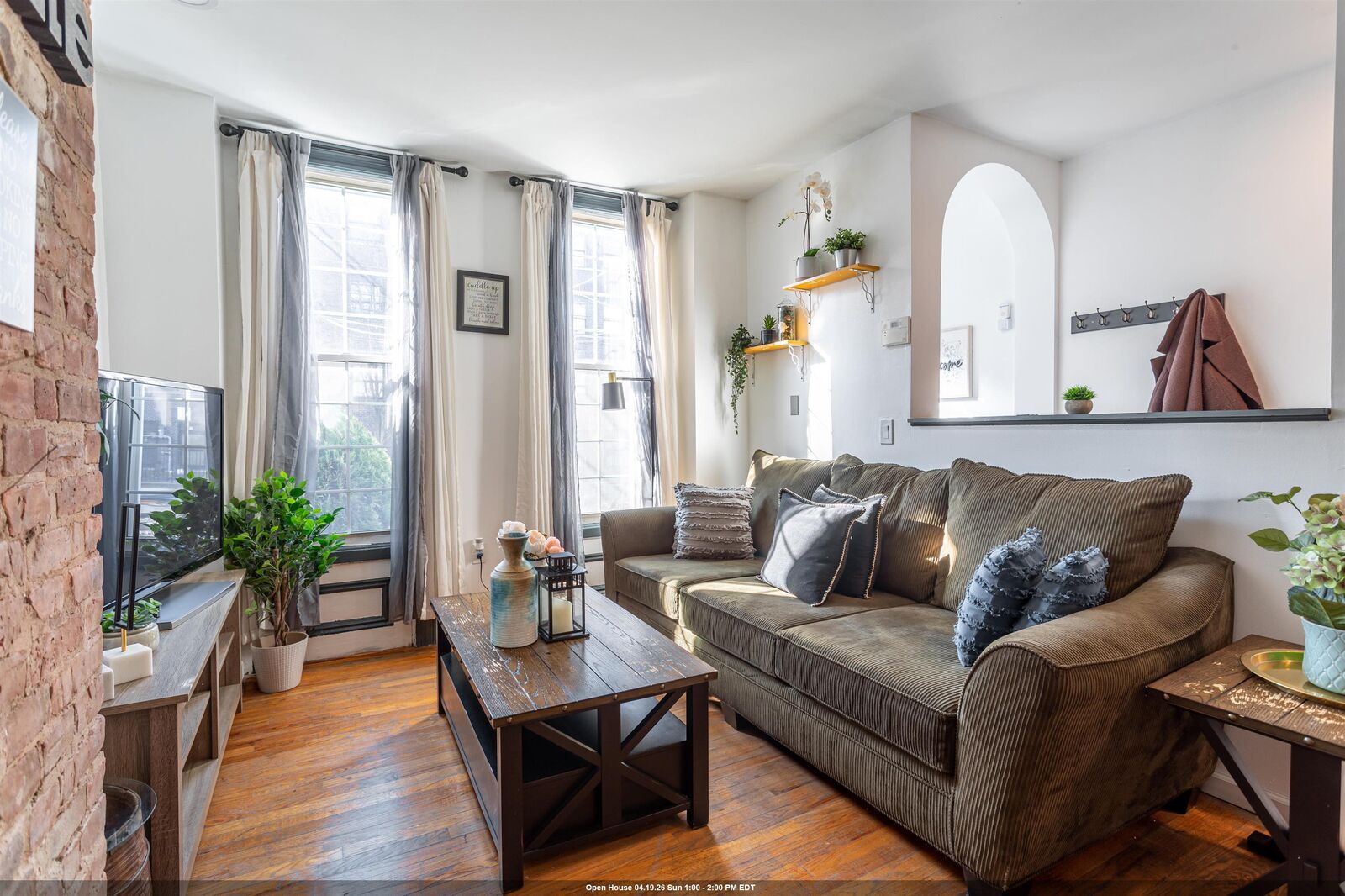 Property Photo:  148.5 Union St  NJ 07304 