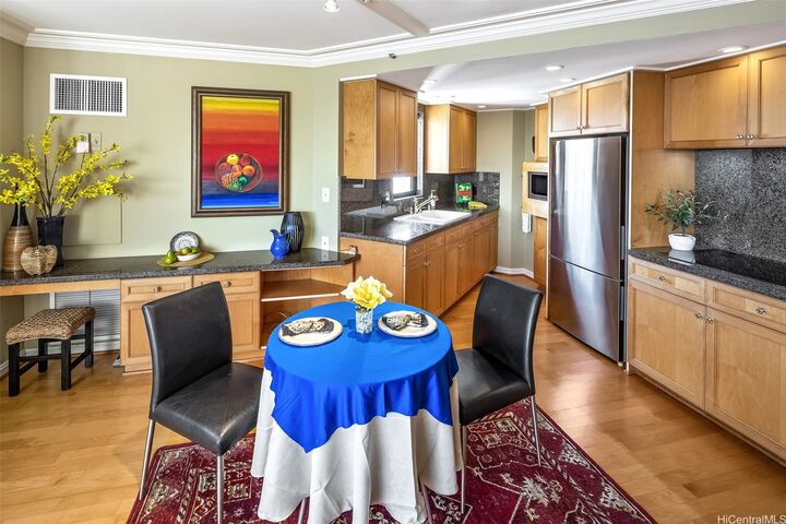 Property Photo:  300 Wai Nani Way Ii2417  HI 96815 