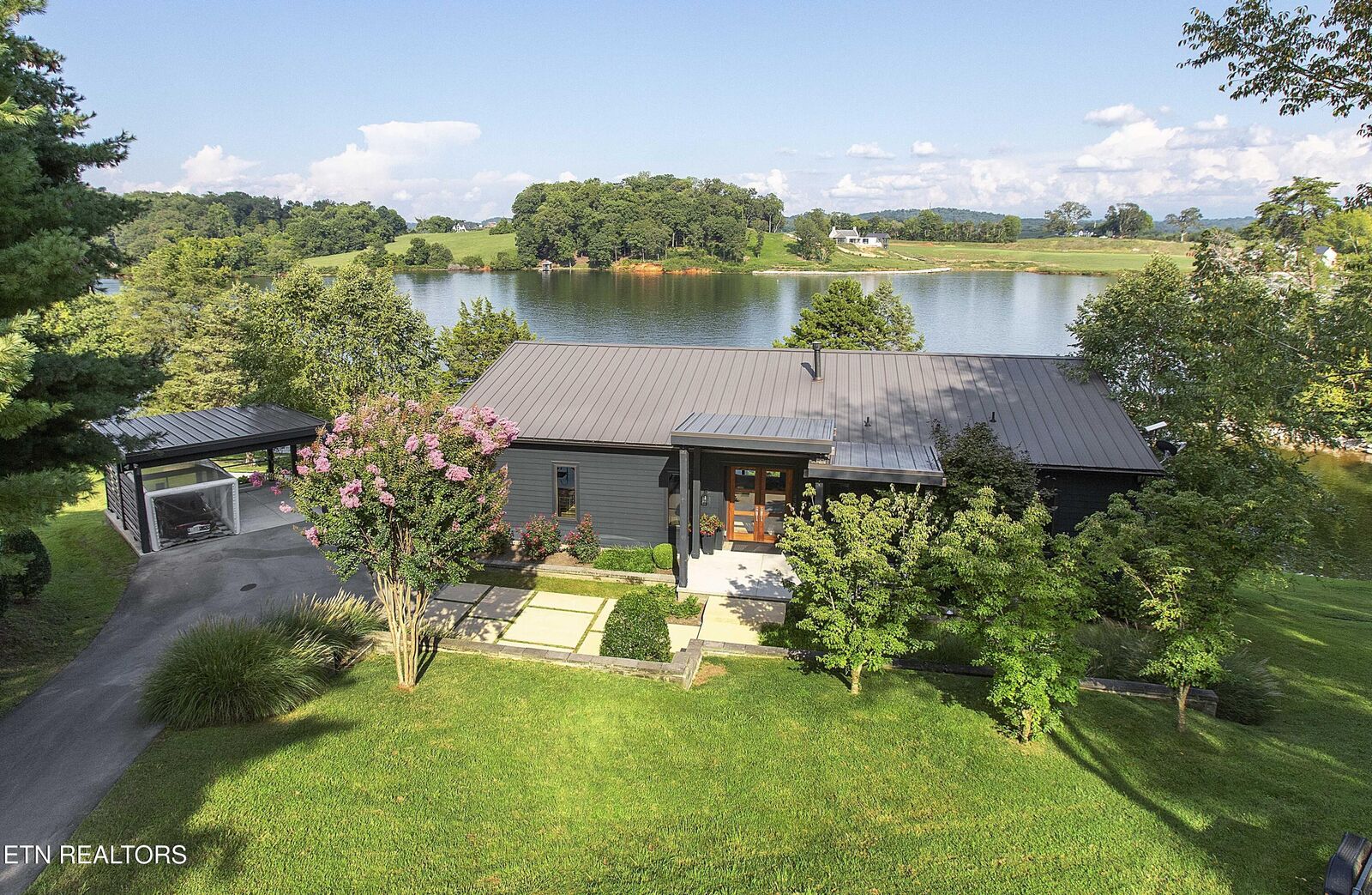 Property Photo:  4352 Gravelly Hills Rd  TN 37777 