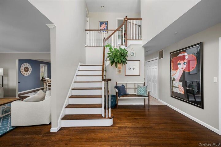 Property Photo:  9 Drake Lane  NY 10607 