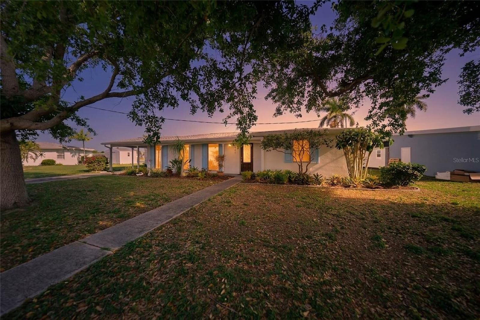 Property Photo:  381 Weber Terrace  FL 33952 