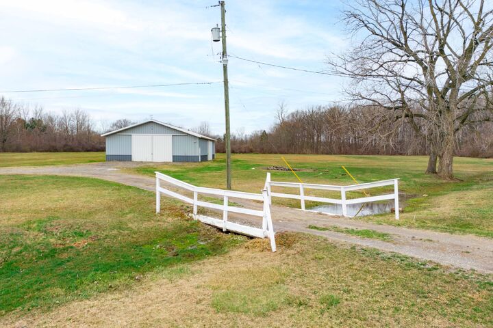 Property Photo:  12215 Crossman Road  MI 48117 