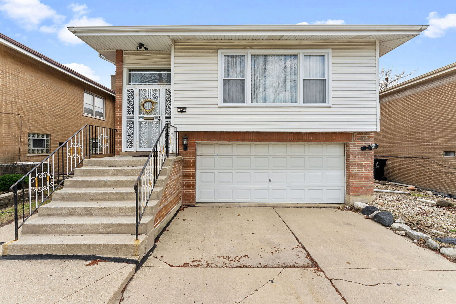 Property Photo:  1629 E 92nd Street  IL 60617 