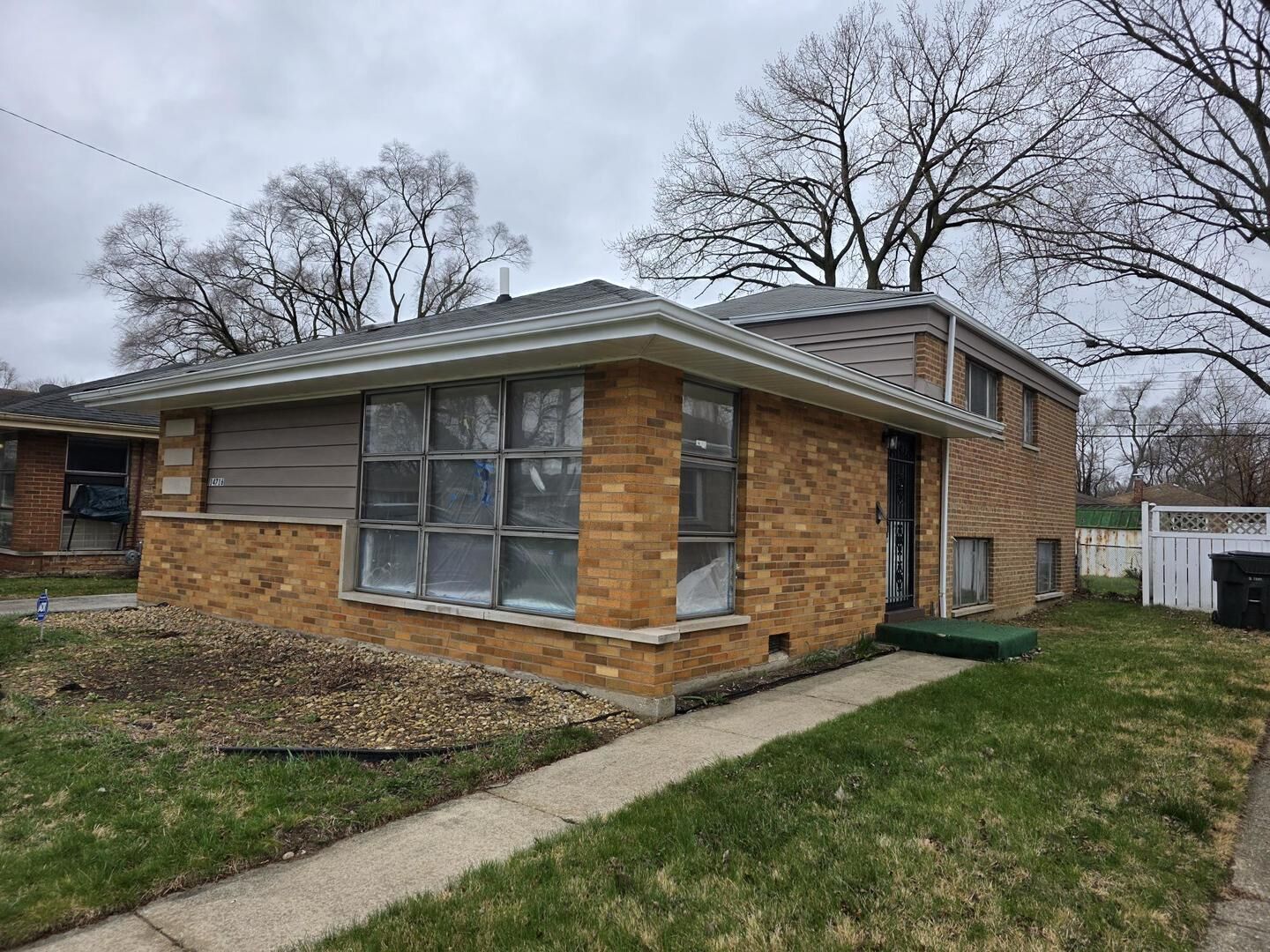 Property Photo: 14716 Dorchester Avenue IL 60419