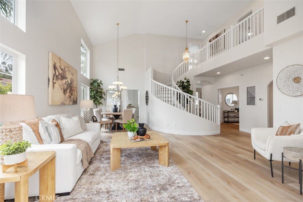 Property Photo:  25036 Footpath Lane  CA 92677 
