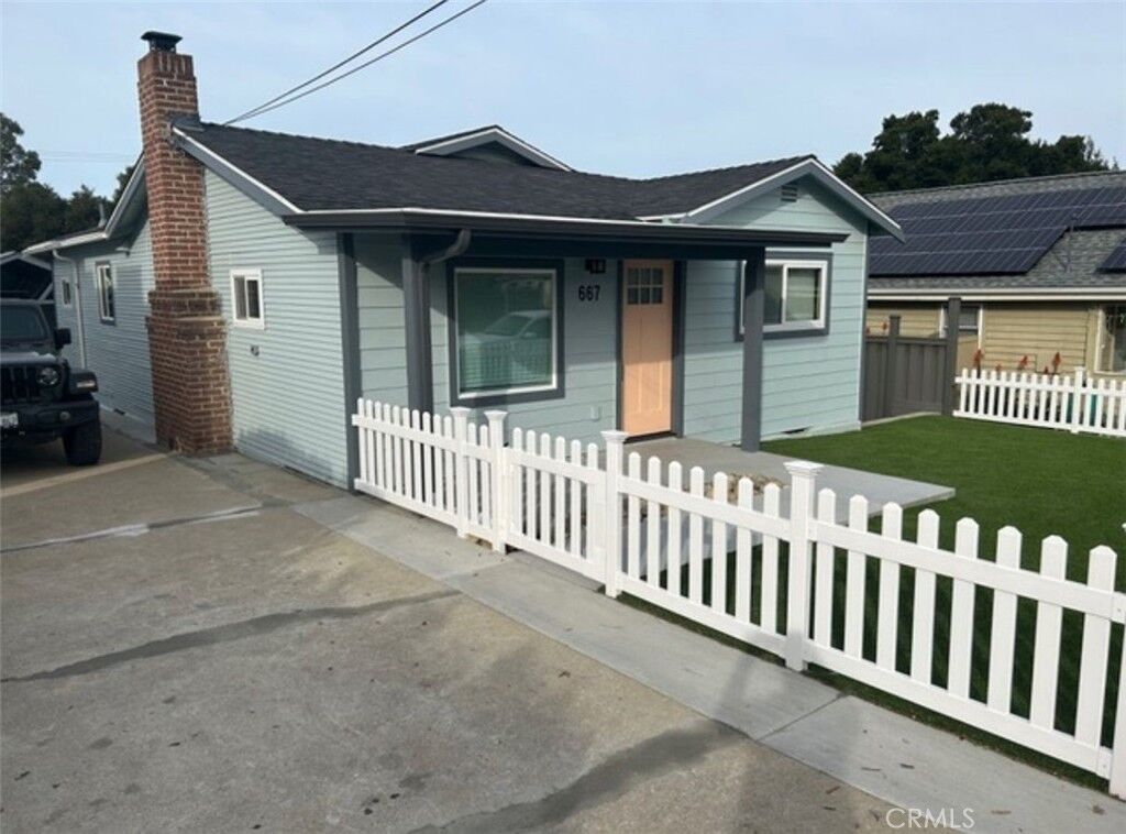 Property Photo: 667 671 Howard Street CA 93401