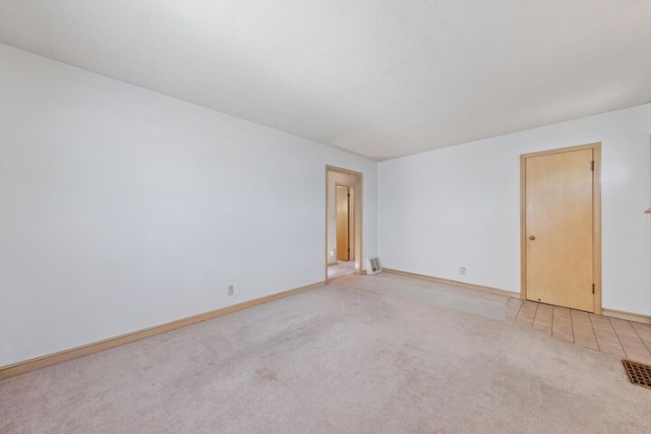 Property Photo:  5712 39th Avenue S  MN 55417 