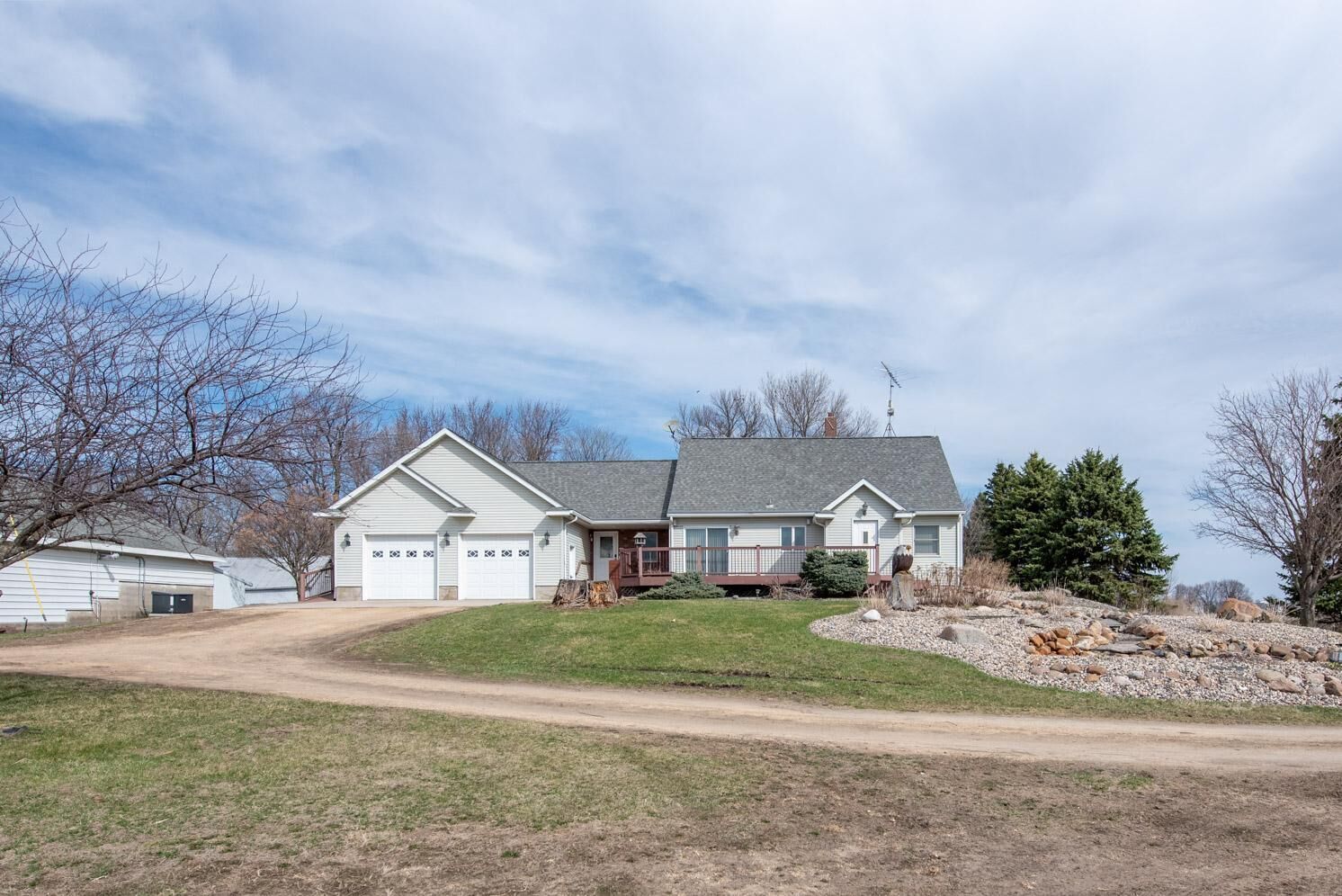 Property Photo:  43522 475th Avenue  MN 56074 