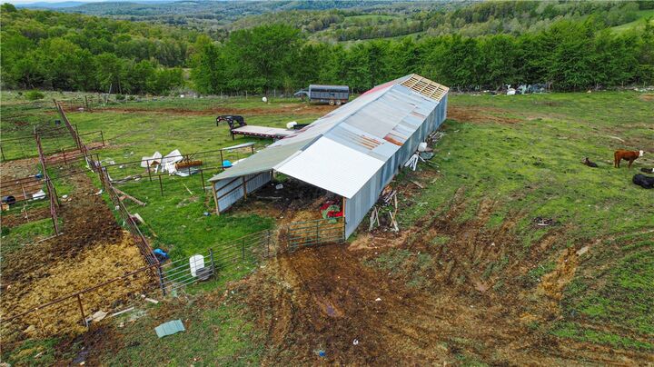 Property Photo: 1085 County Road 723 AR 72740