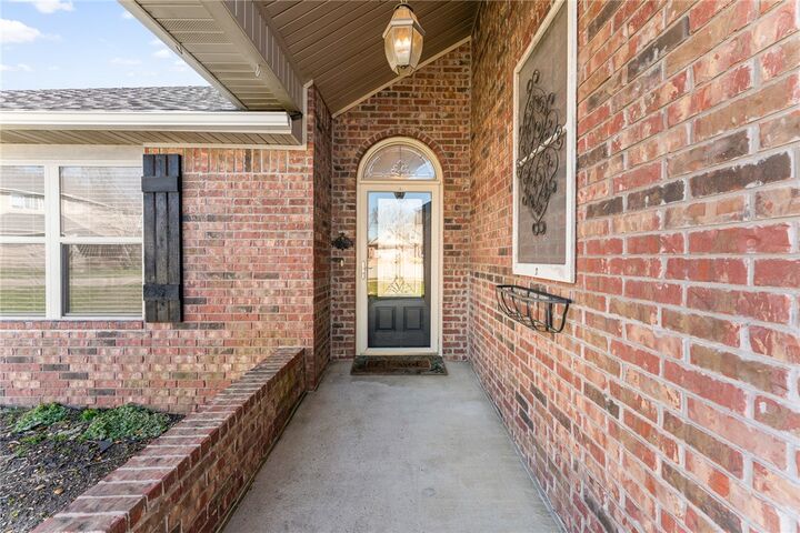 Property Photo: 506 Maci Court AR 72761