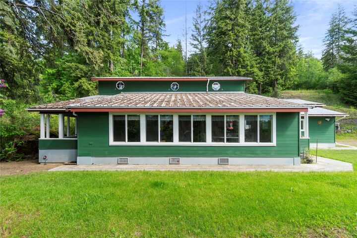 Photo de la propriété:  6497 Lindsay Road  BC V0E 1M7 