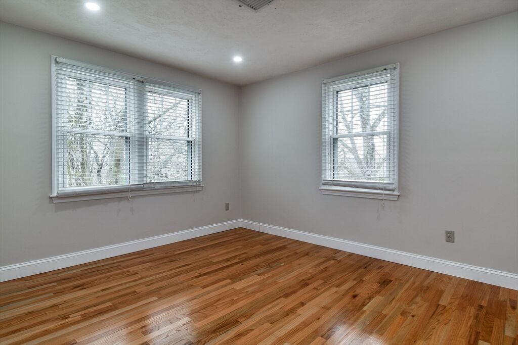 Property Photo:  106 Danforth St  MA 01701 