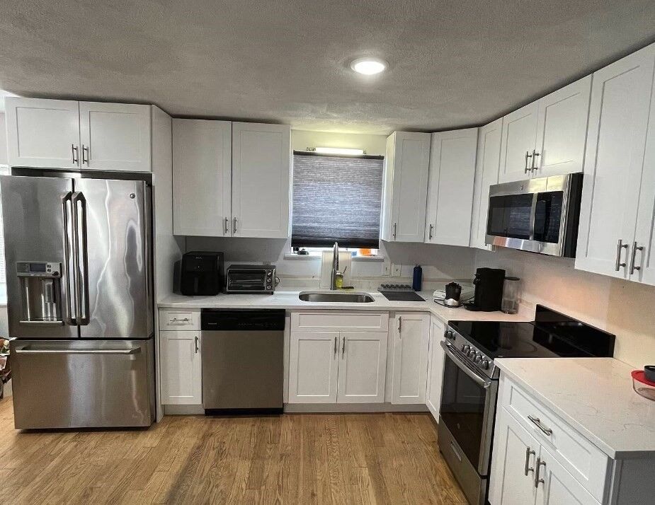 Property Photo:  314 East 8th St 1  MA 02127 