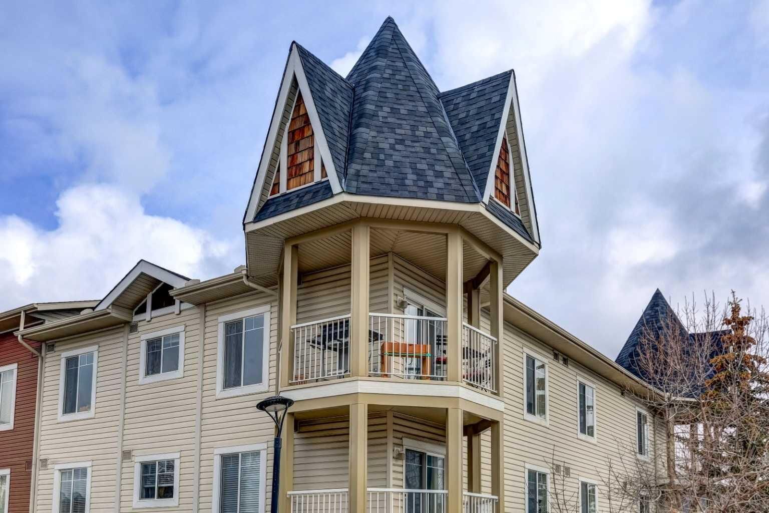 Property Photo: 70 Panamount Drive NW 1314 AB T3K 5Z1