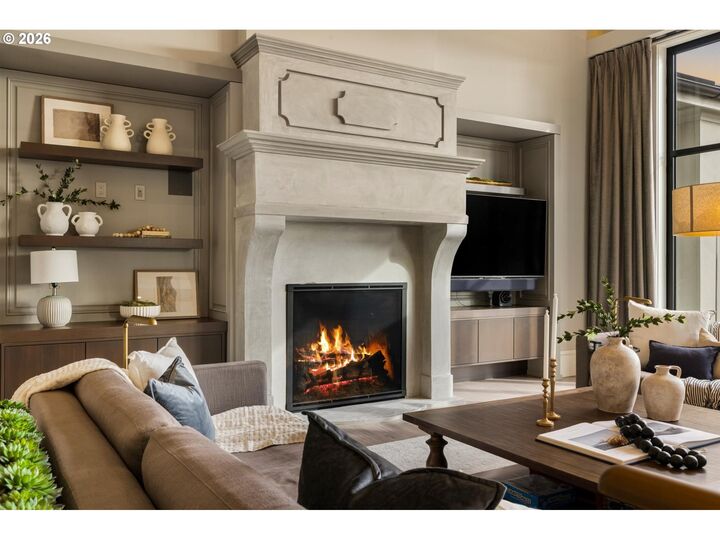 Property Photo:  8001 SE Evergreen Hwy  WA 98664 