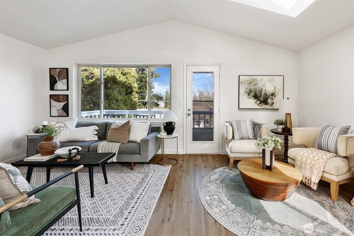 Property Photo:  7737  12th Avenue SW  WA 98106 