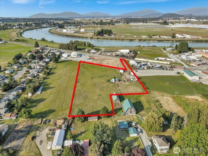 Property Photo:  17506  State Route 526  WA 98273 