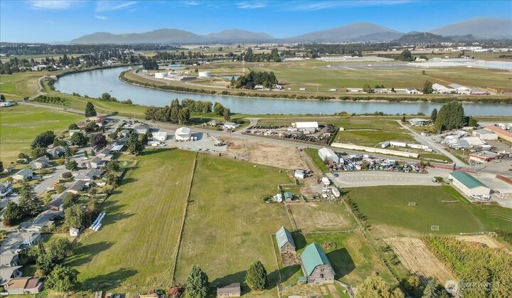 Property Photo:  17506  State Route 536  WA 98273 