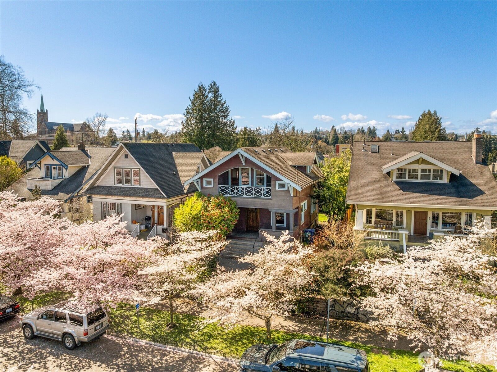 Property Photo:  5519  12th Avenue NE  WA 98105 