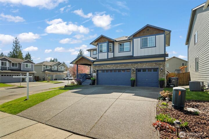 Property Photo:  3328  124th Street SE  WA 98208 