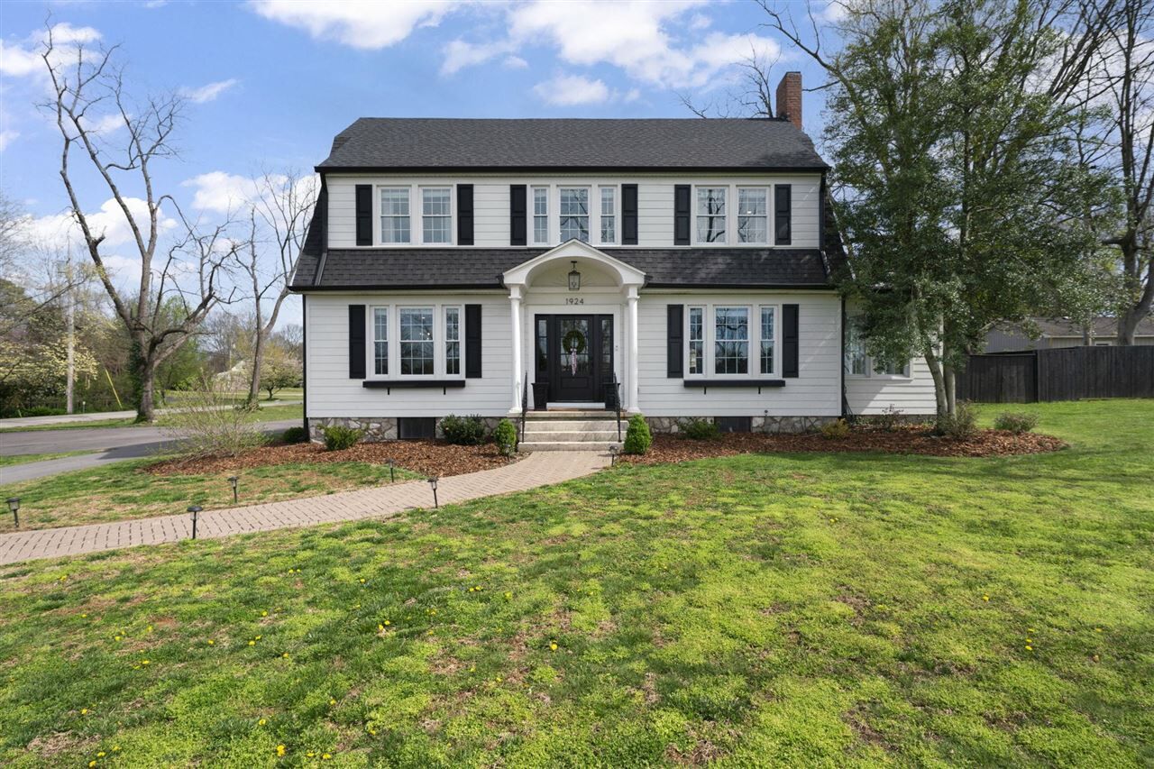 Property Photo: 1924 Nashville Road KY 42101