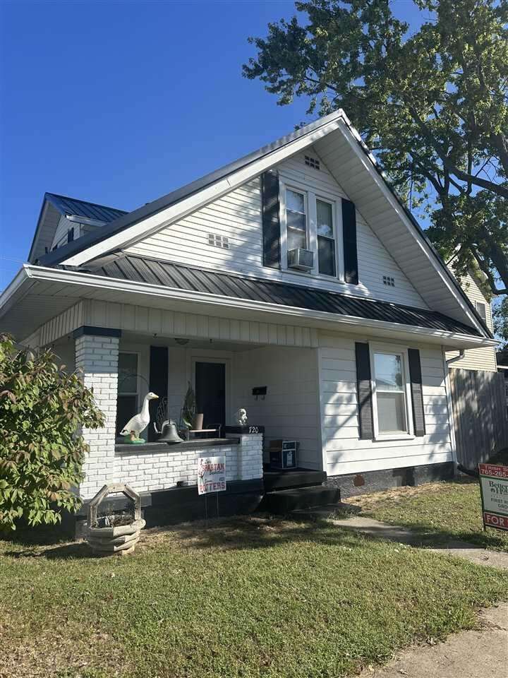 Property Photo:  720 Lee Street  IN 47331 
