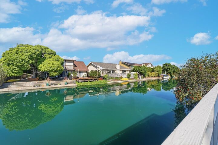 Property Photo:  142 Shooting Star Isle  CA 94404 