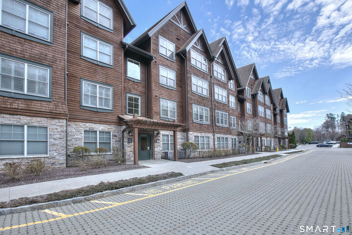 Property Photo:  16 Hayestown Road C402  CT 06811 