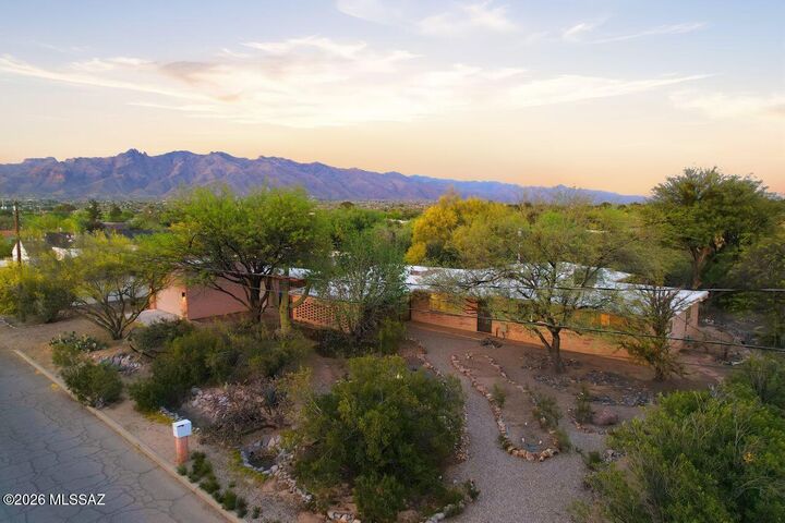 Property Photo:  3344 N Olsen Avenue  AZ 85719 