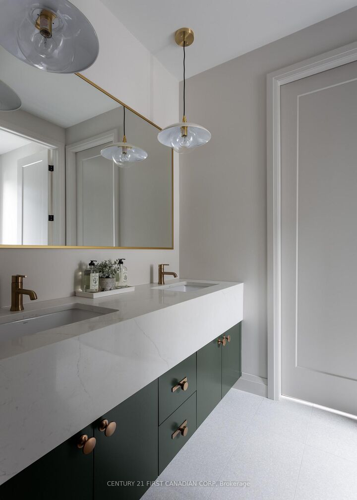 Property Photo:  Lot 29 White Pine Street  ON N6G 3X9 